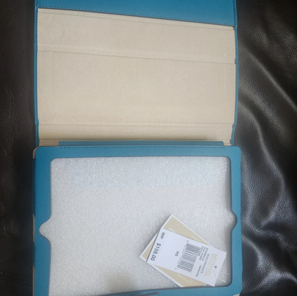 Michael kors Ipad case